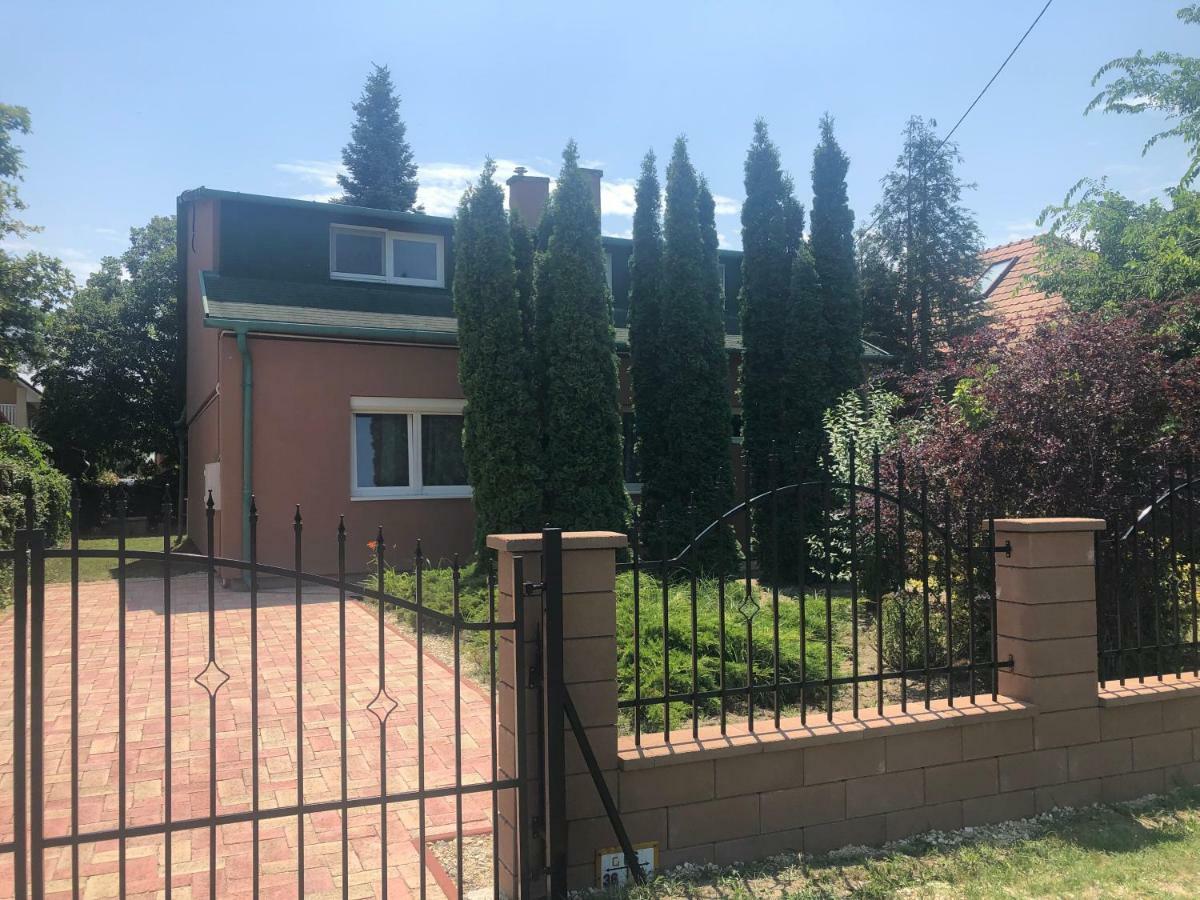 Villa Casa Mia Balatonlelle Eksteriør billede
